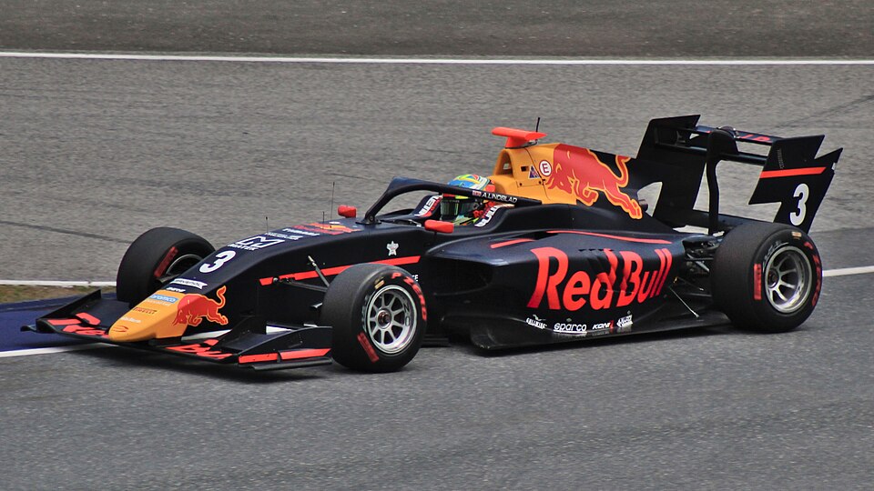 ARVID LINDBLAD – RED BULLS NEXT DRIVER?
